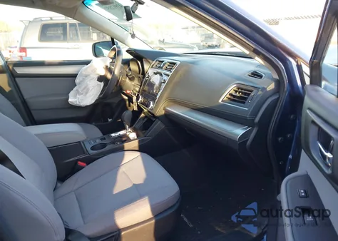 2019 Subaru Outback 2.5I Premium z USA, uszkodzony, nr VIN 4S4BSAFC2K3264800